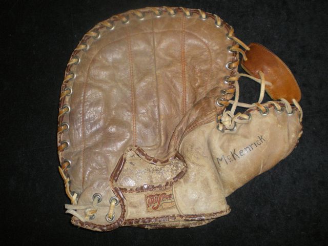 TruSport PM9 Softball Mitt Back